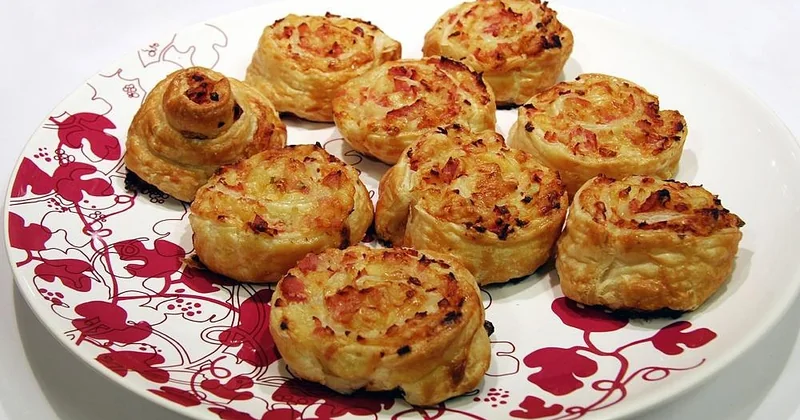 Les petites bouchées chaudes : deux recettes, pas plus